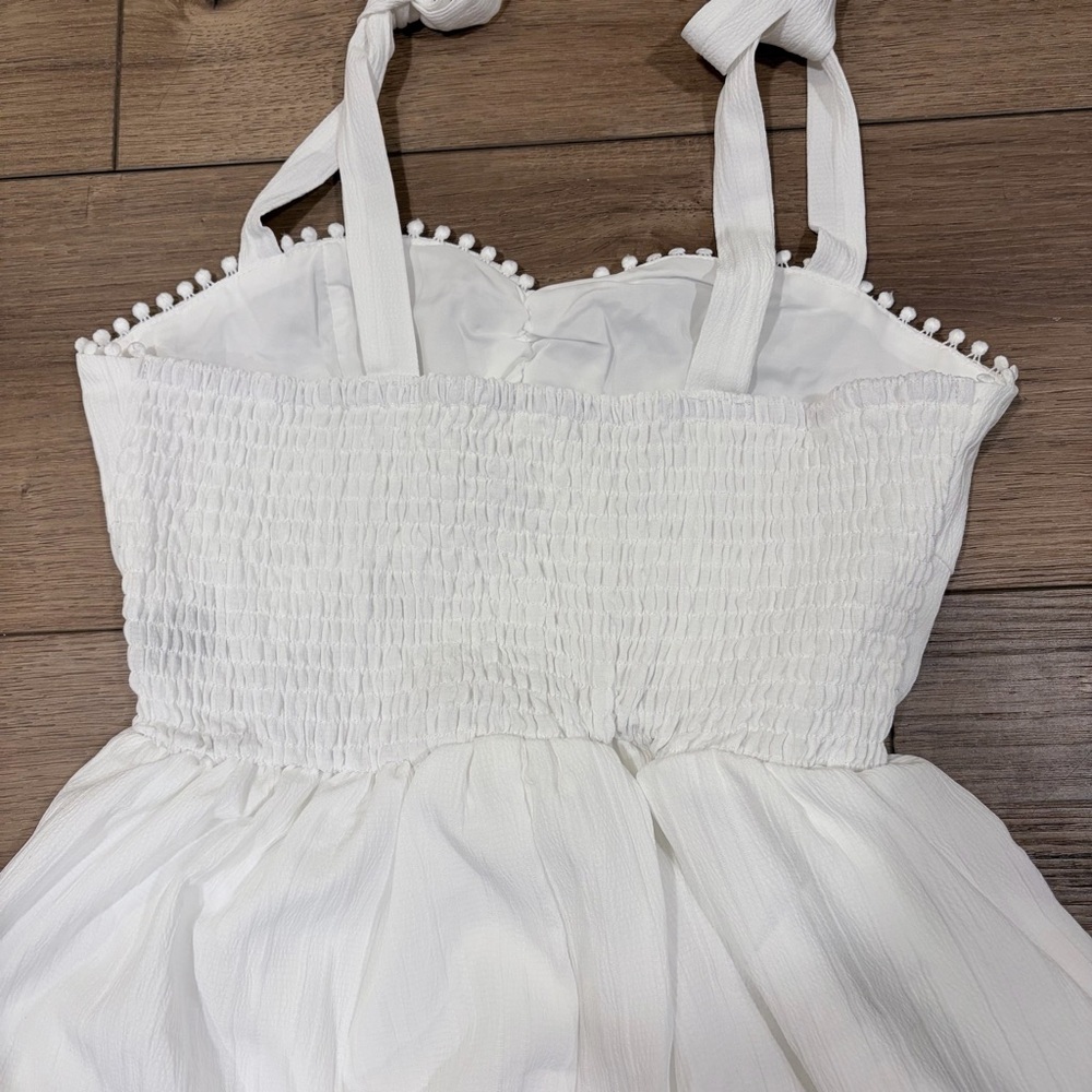 Romantic White Tie Shoulder Smocked Romper Breezy Feminine Summer S Cottagecore - Picture 6 of 10